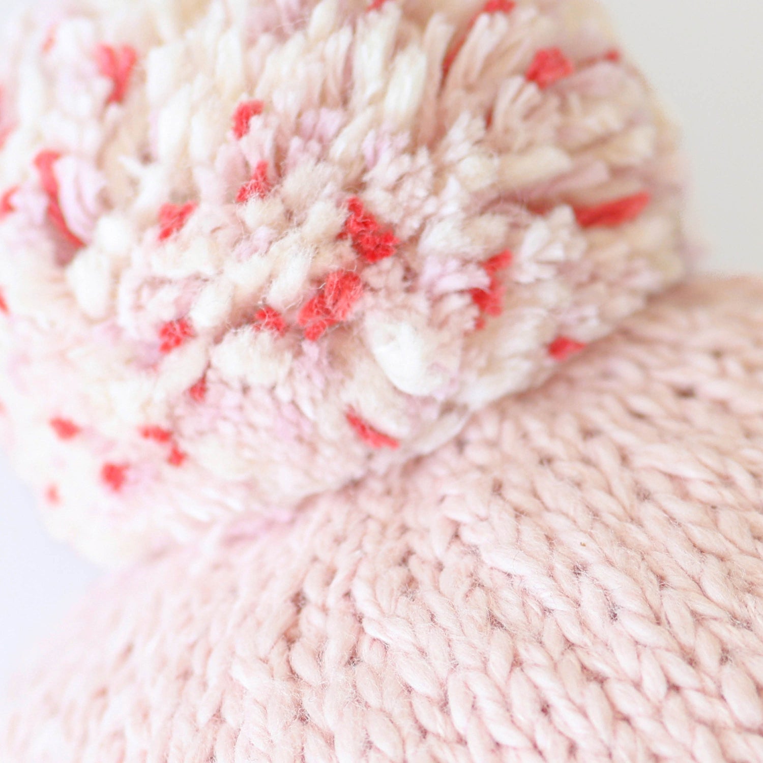 HOLIDAY Holly the snowman