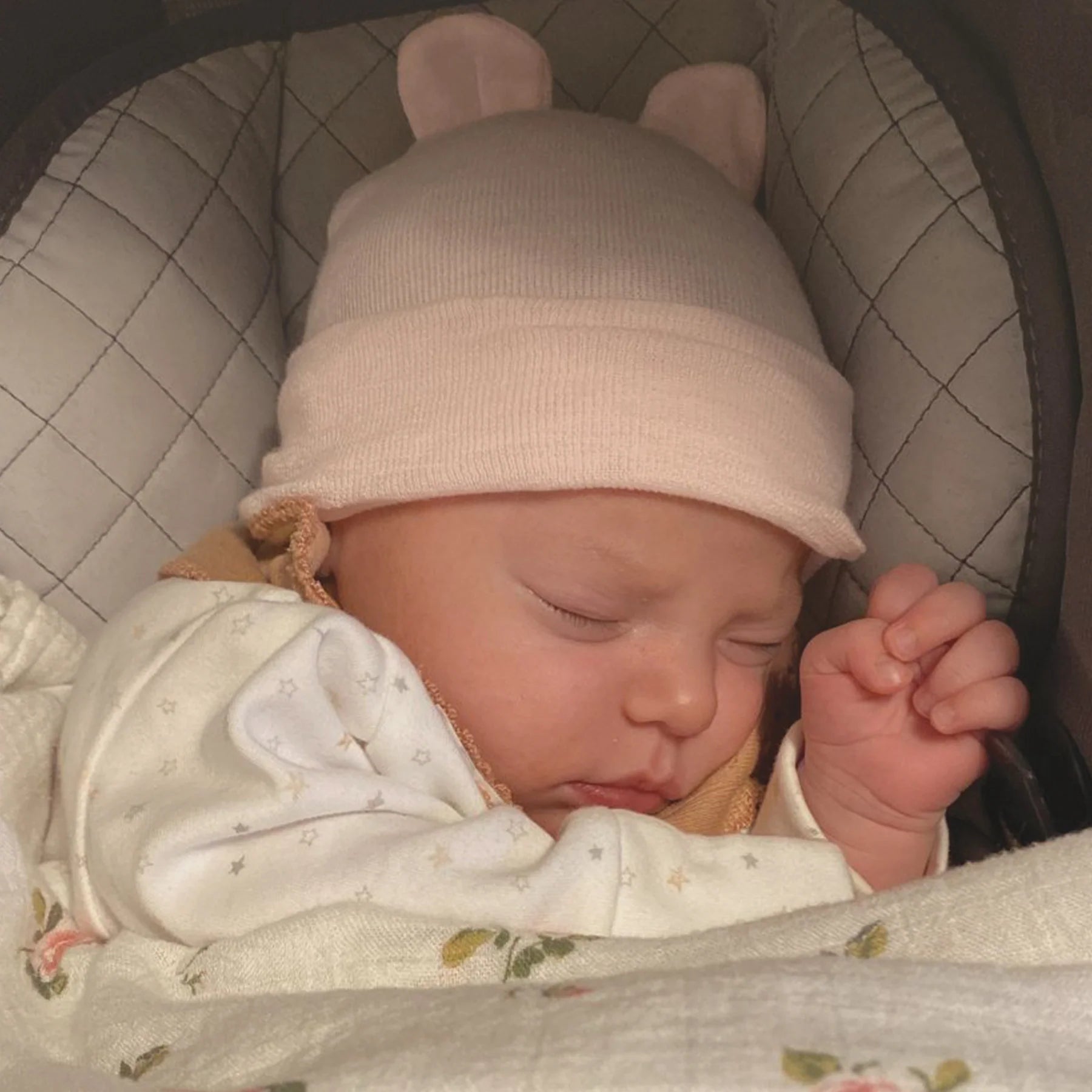 Newborn Baby Knit Hat - Ears